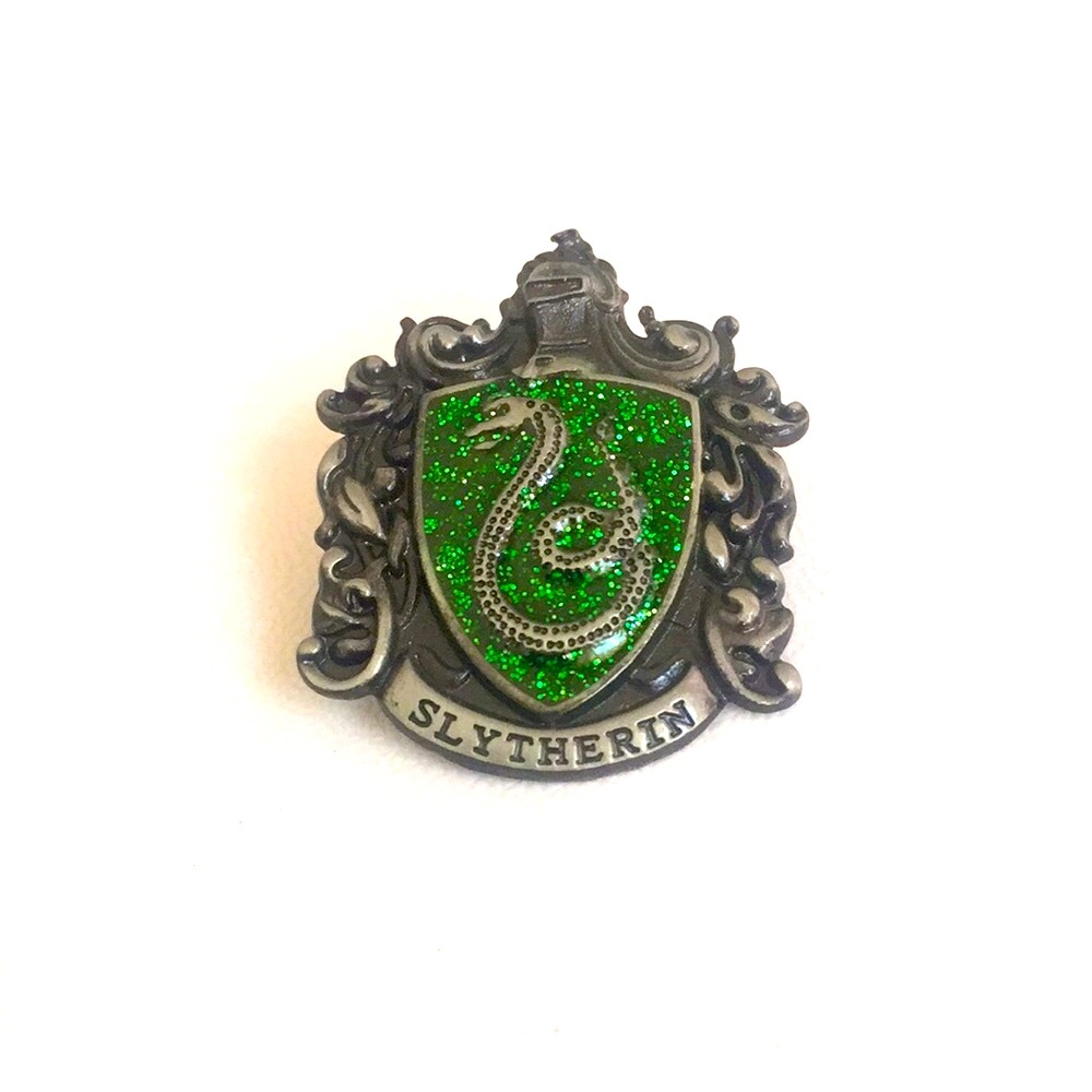 🍏50% OFF/3+...Slytherin Emblem Pin (Harry Potter)